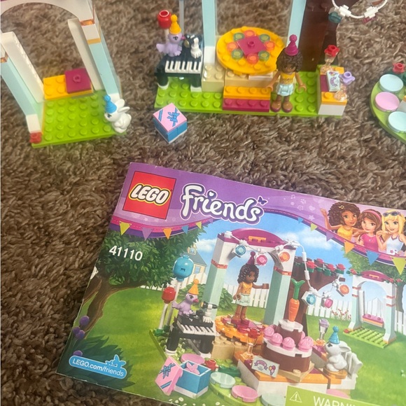 LEGO Friends Birthday Party Set - Colorful - Picture 3 of 10
